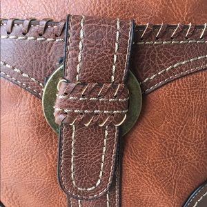 born clayton crossbody